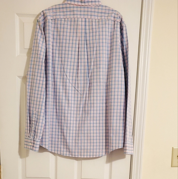 Vineyard Vines Men's Shirt - Picture 2 of 4